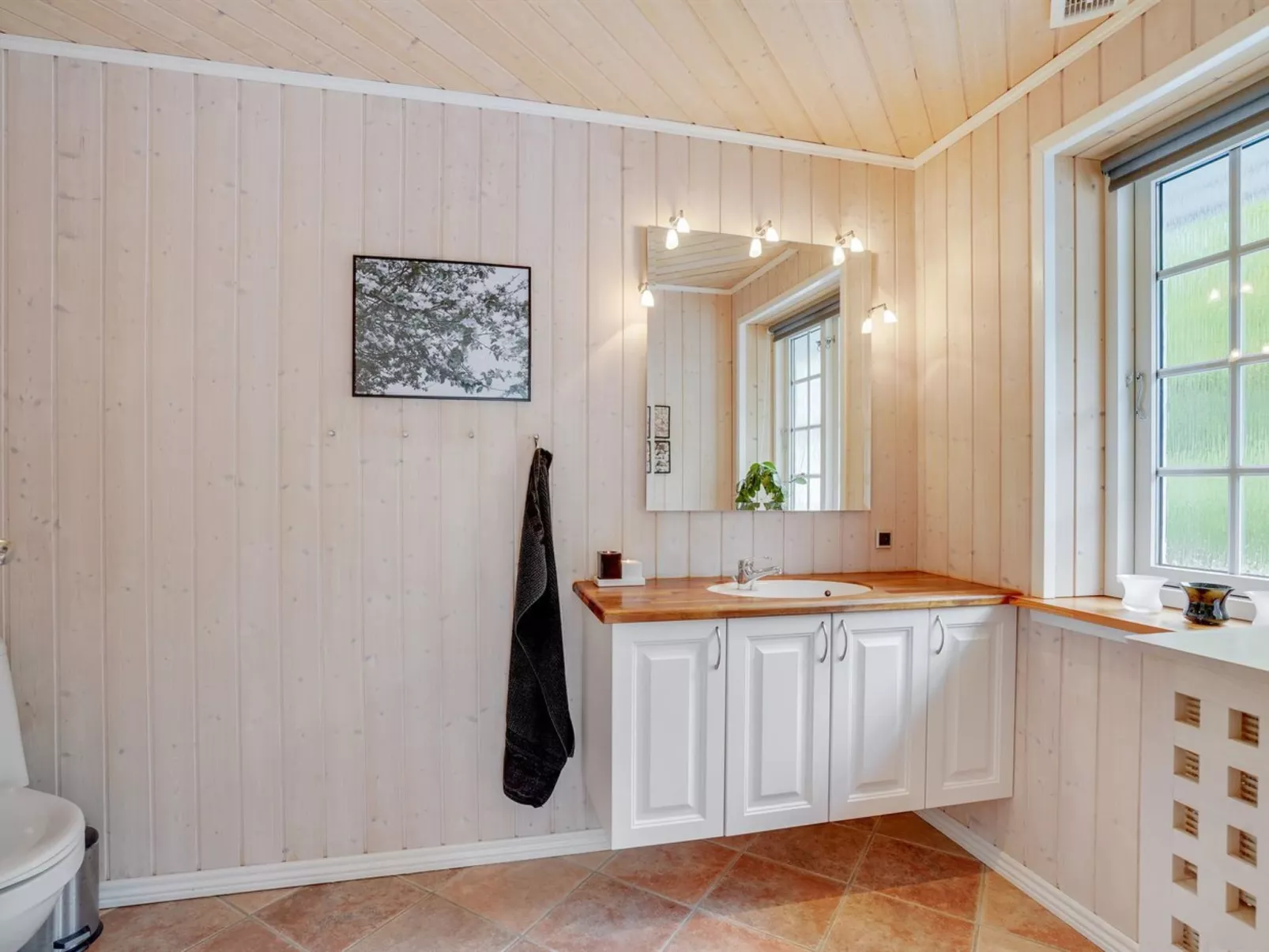 "Regnwald" - 400m to the fjord-Binnen