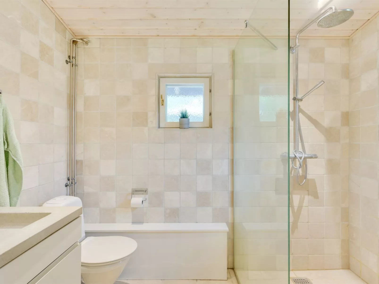 "Erika" - 250m from the sea-Binnen