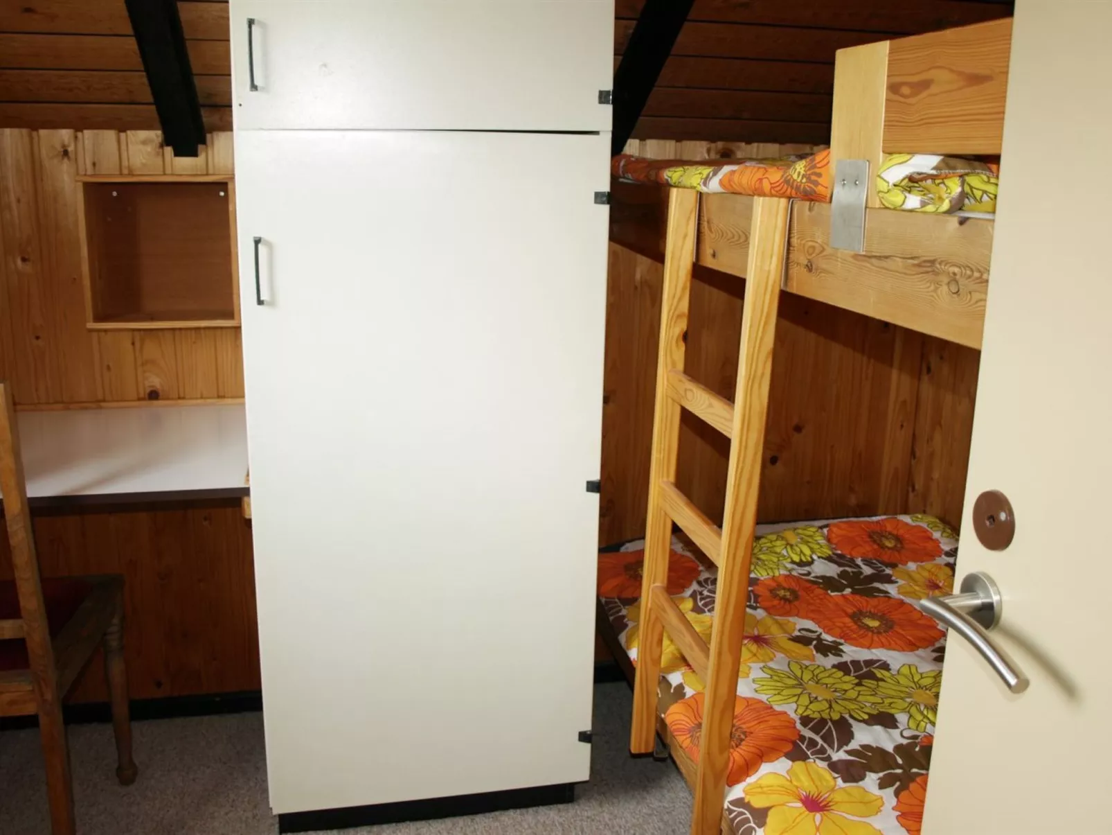 "Elsine" - 800m from the sea-Binnen