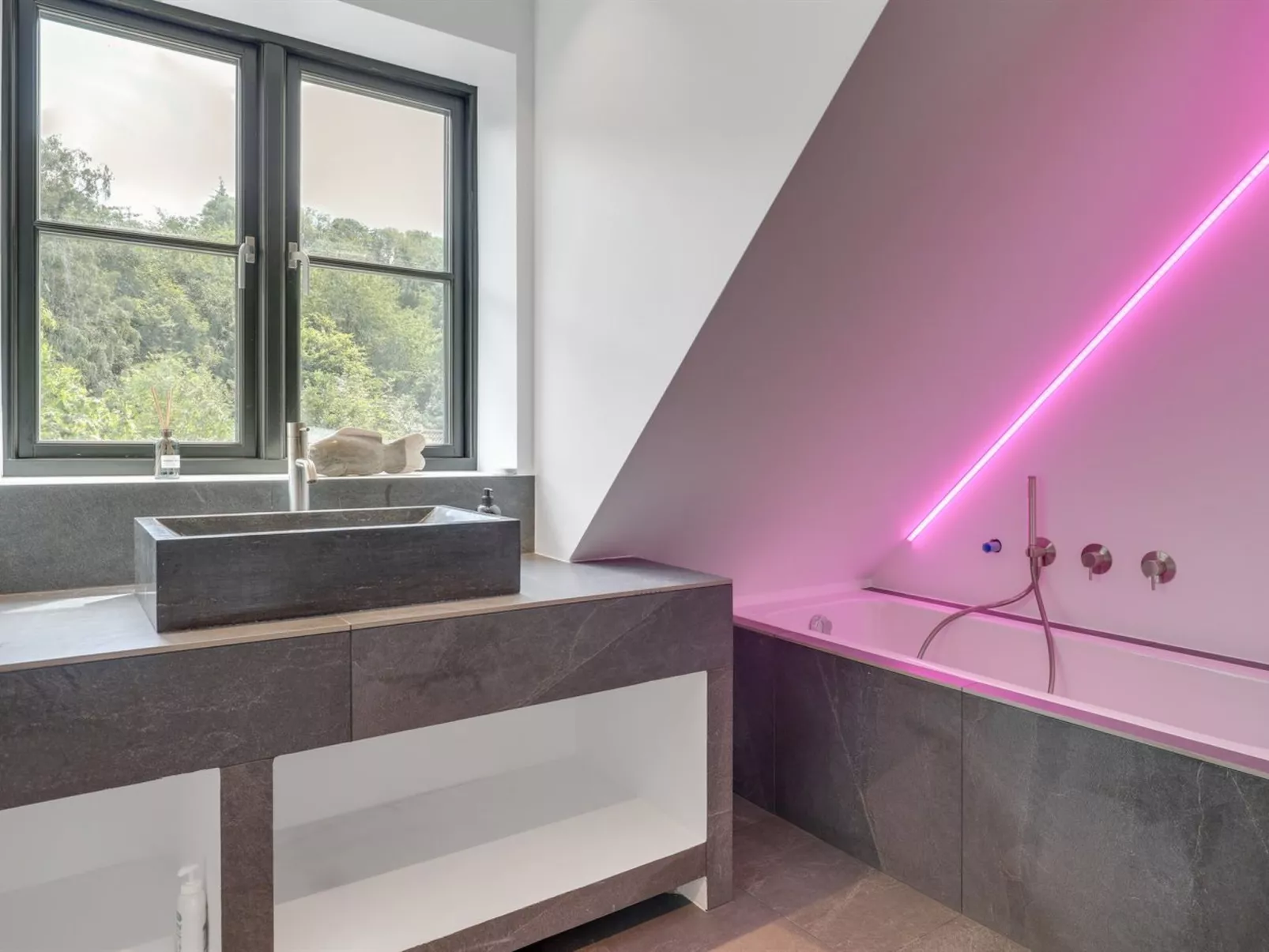 "Thormoth" - 200m from the sea-Binnen