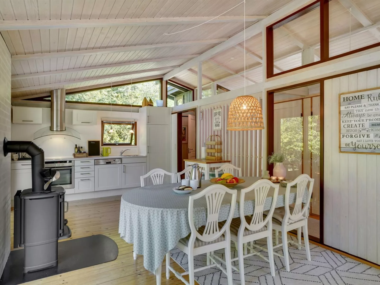 "Jelko" - 1.2km from the sea-Binnen