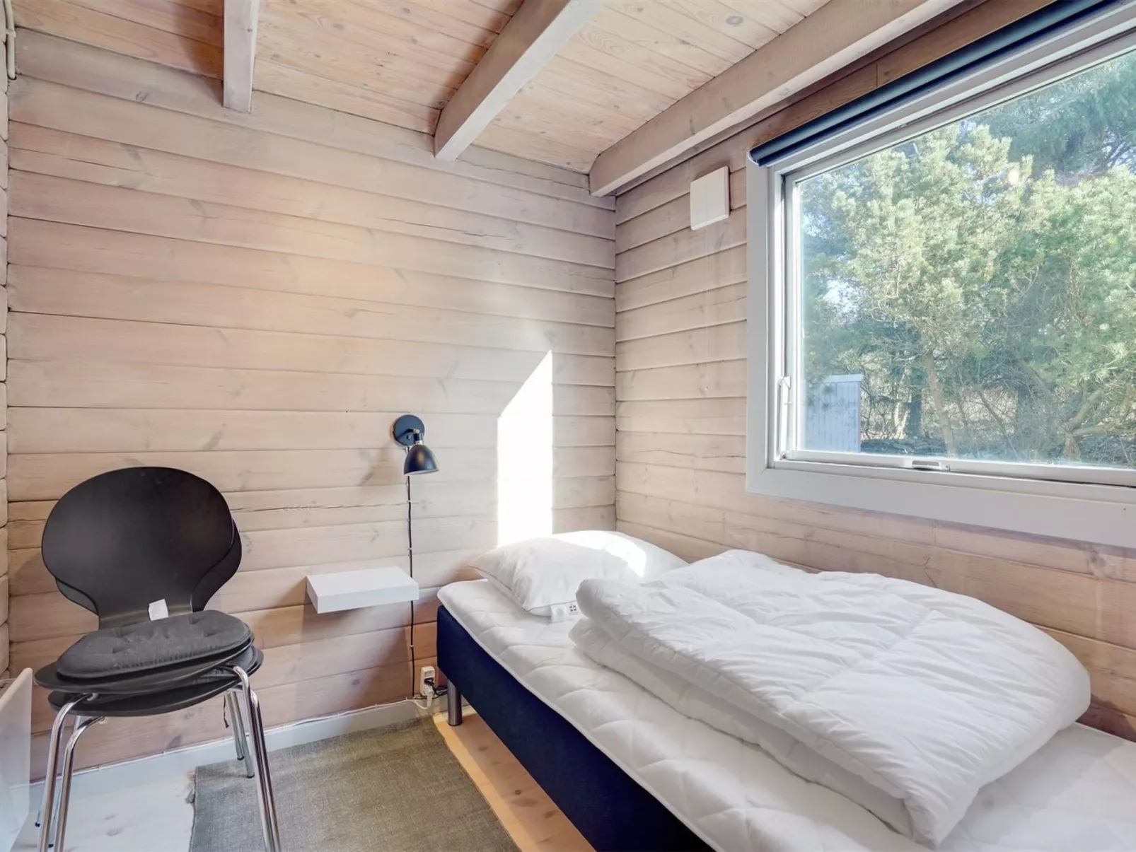 "Tine" - 2.3km from the sea-Binnen