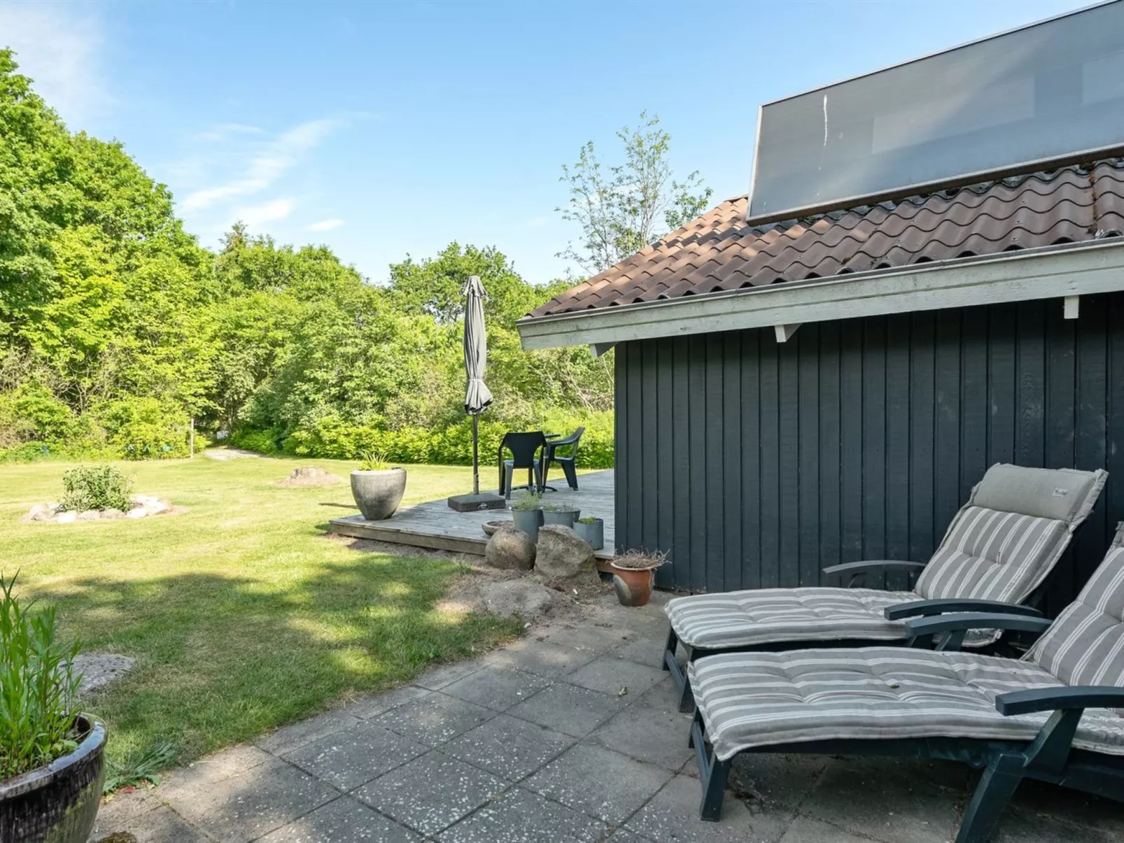 "Yngve" - 56.5km from the sea-Buiten