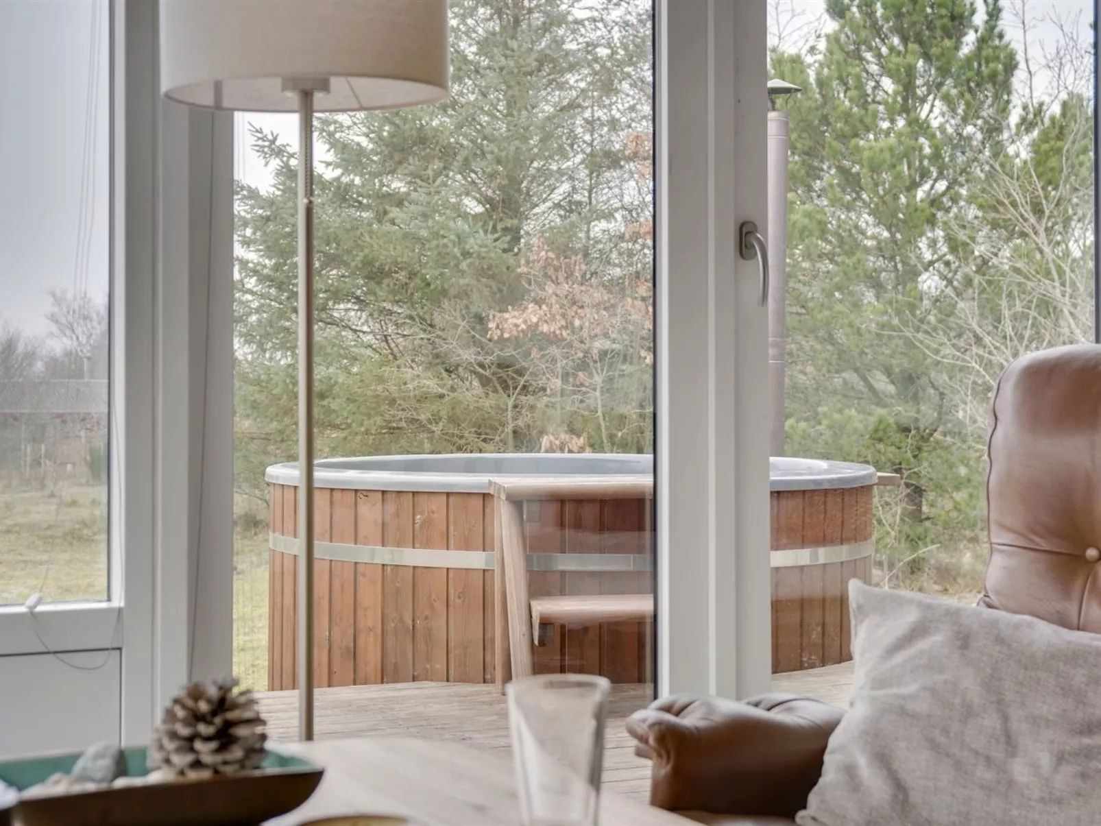 "Lefke" - 400m to the fjord-Binnen