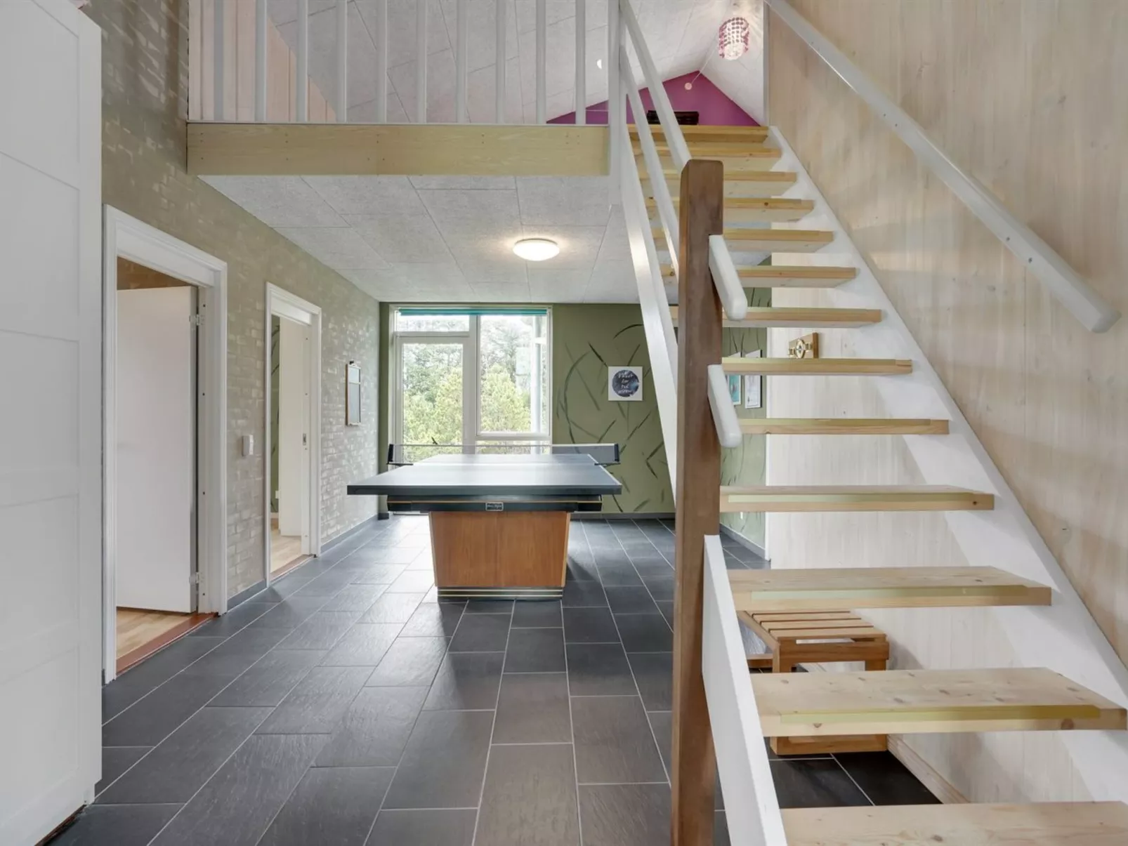 "Henrieta" - 4km from the sea-Binnen