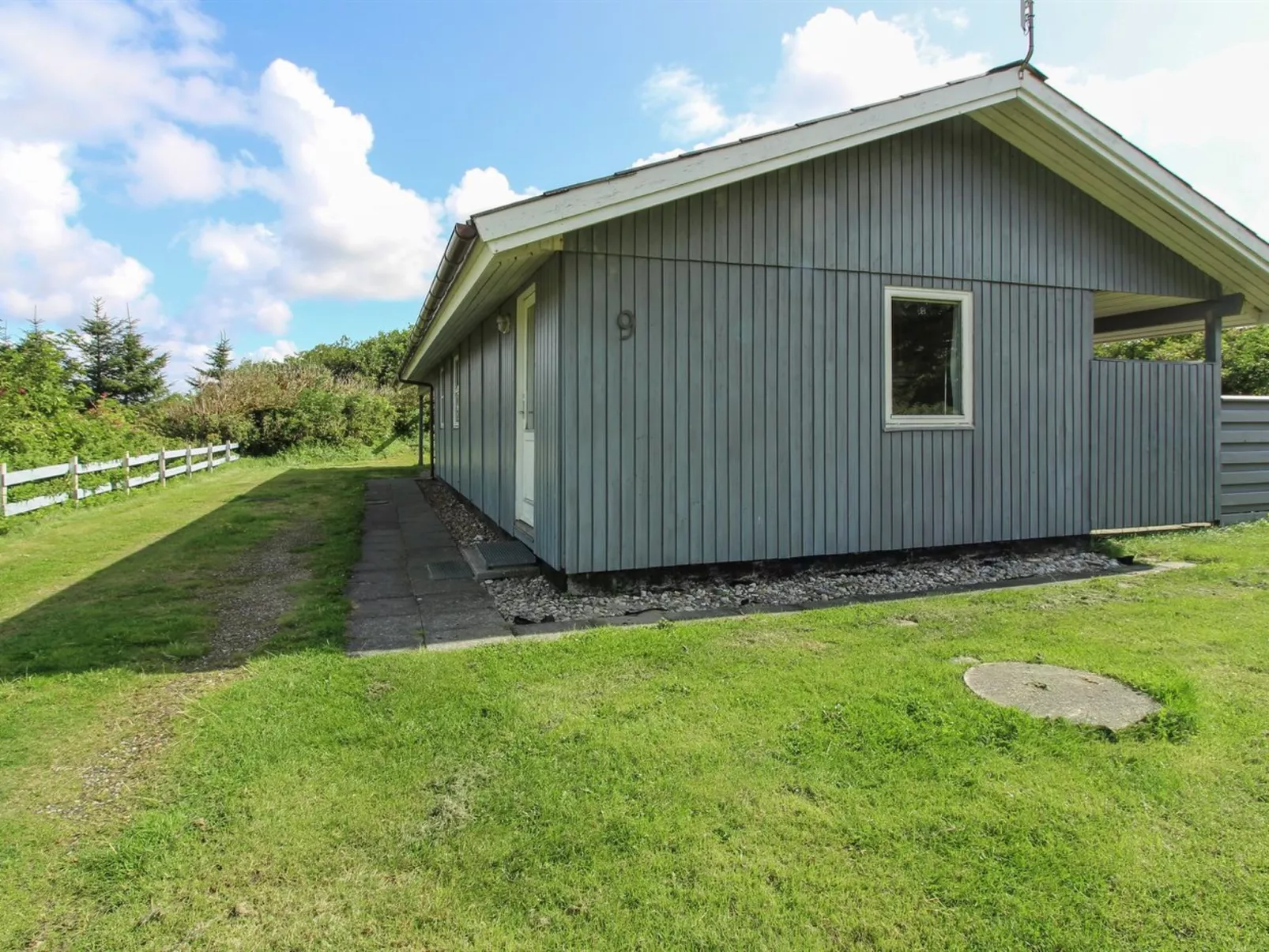 "Holte" - 700m to the fjord-Buiten