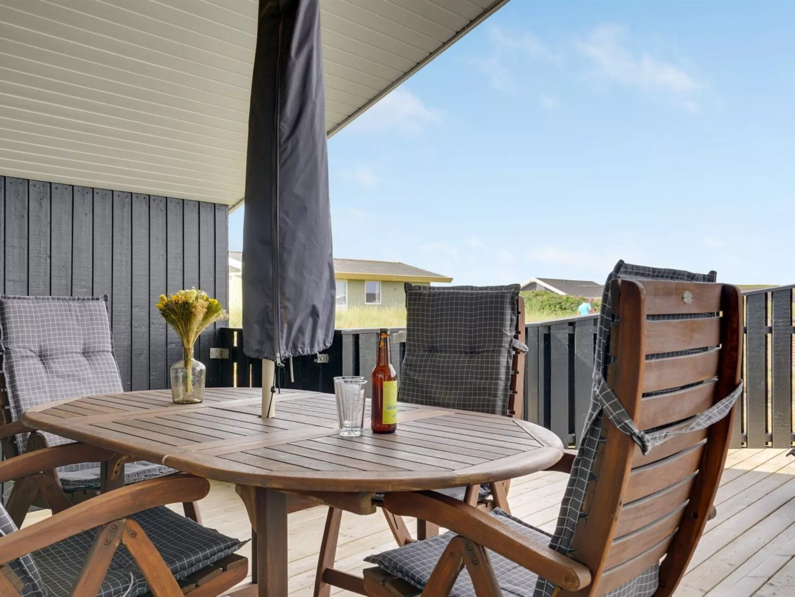 "Apolonia" -  from the sea-Buiten