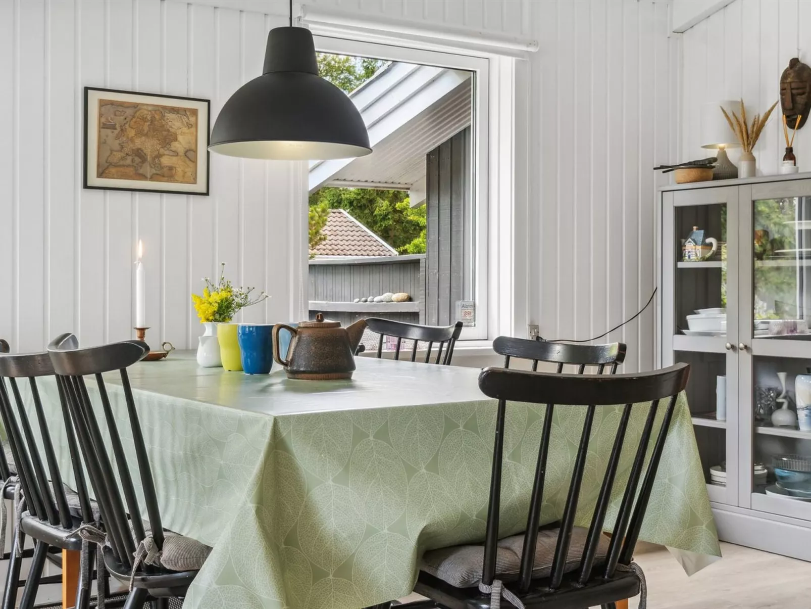 "Margit" - 10m from the sea-Binnen