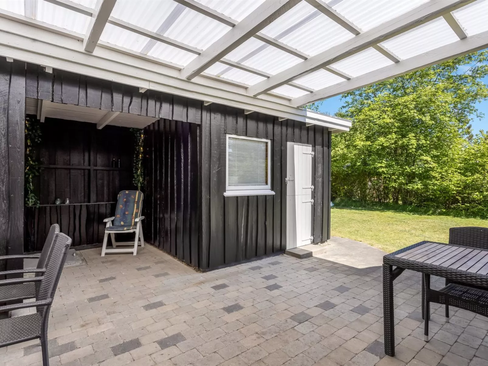 "Rustam" - 600m from the sea-Buiten