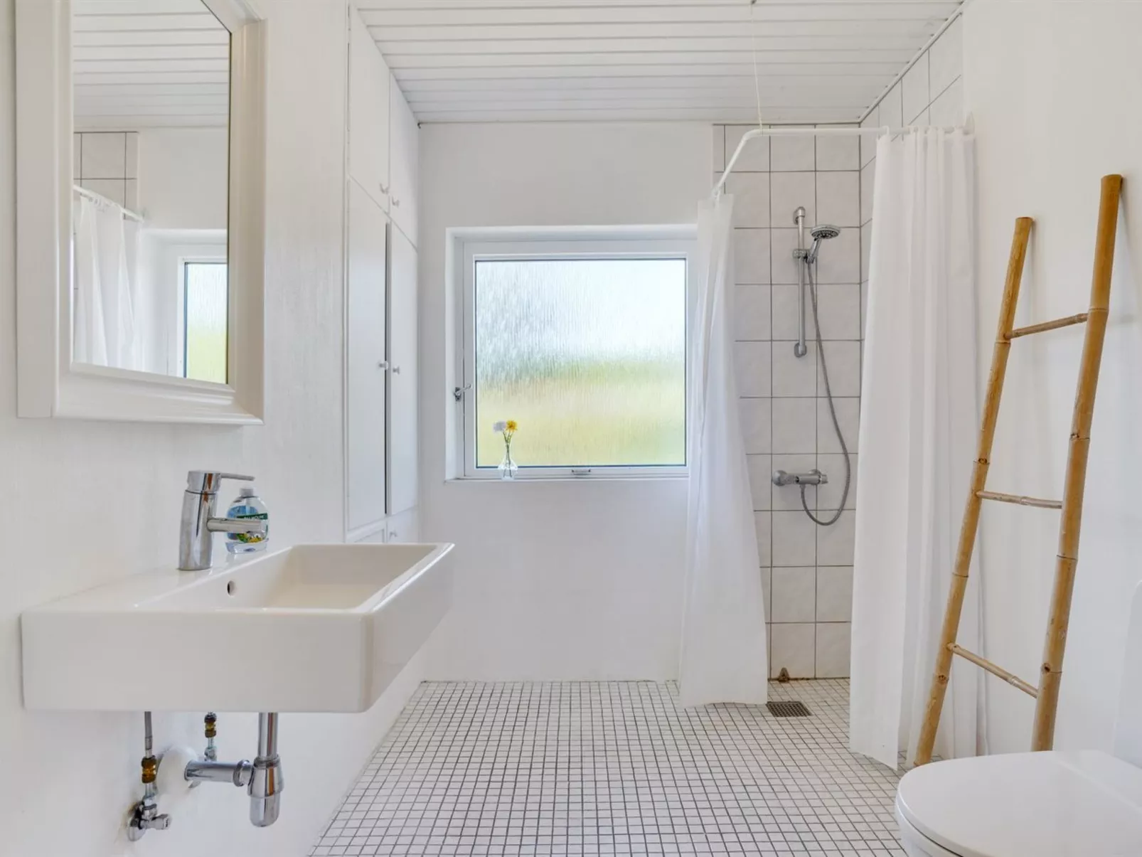 "Ilda" - 250m from the sea-Binnen