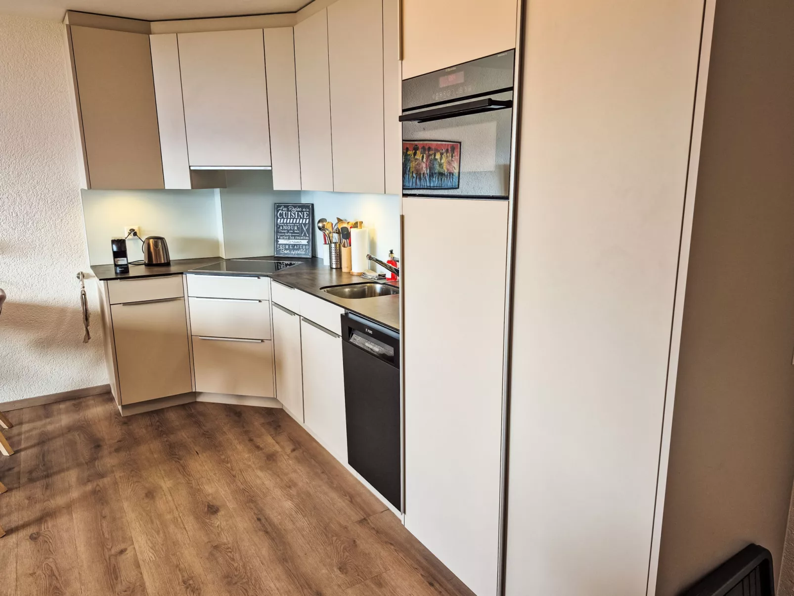 Les Essampilles 25-Binnen