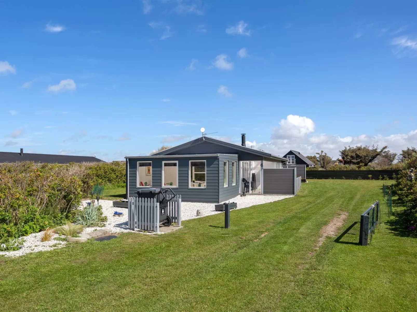 "Haklang" - 200m from the sea-Buiten