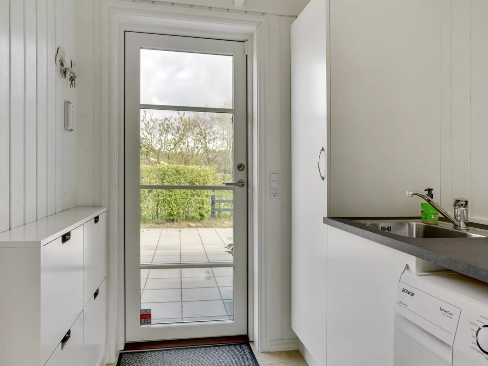 "Antti" - 350m from the sea-Binnen