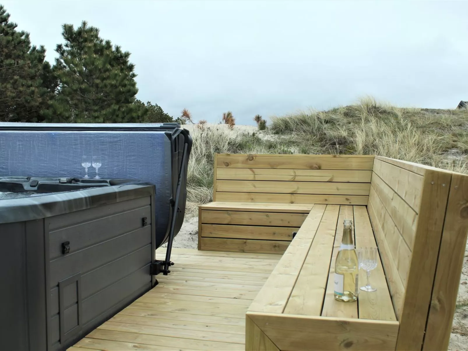 "Martti" -  from the sea-Buiten