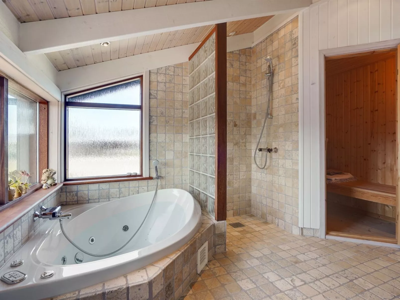 "Gyda" - 100m from the sea-Binnen