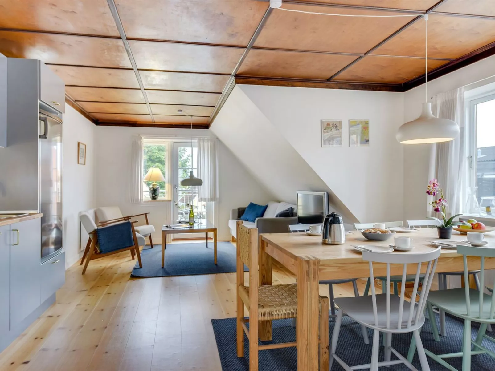 "Liina" - 200m from the sea-Binnen