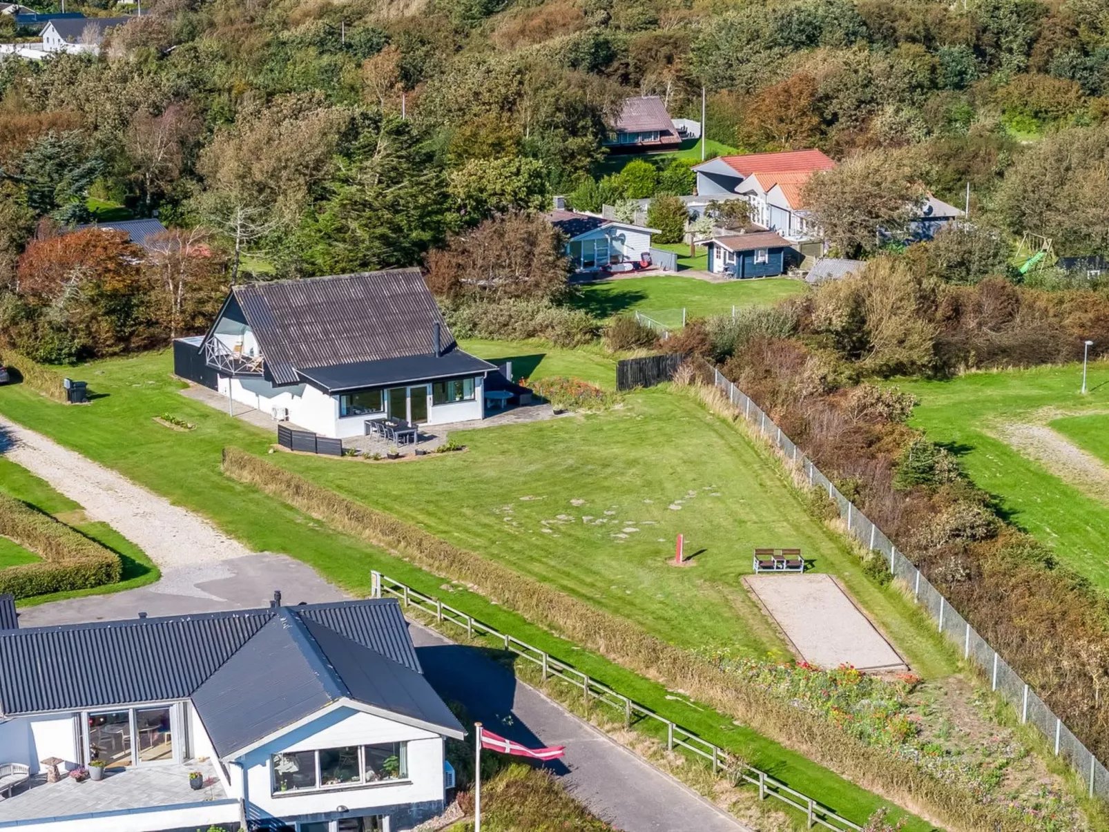 "Dunja" - 200m to the fjord-Buiten