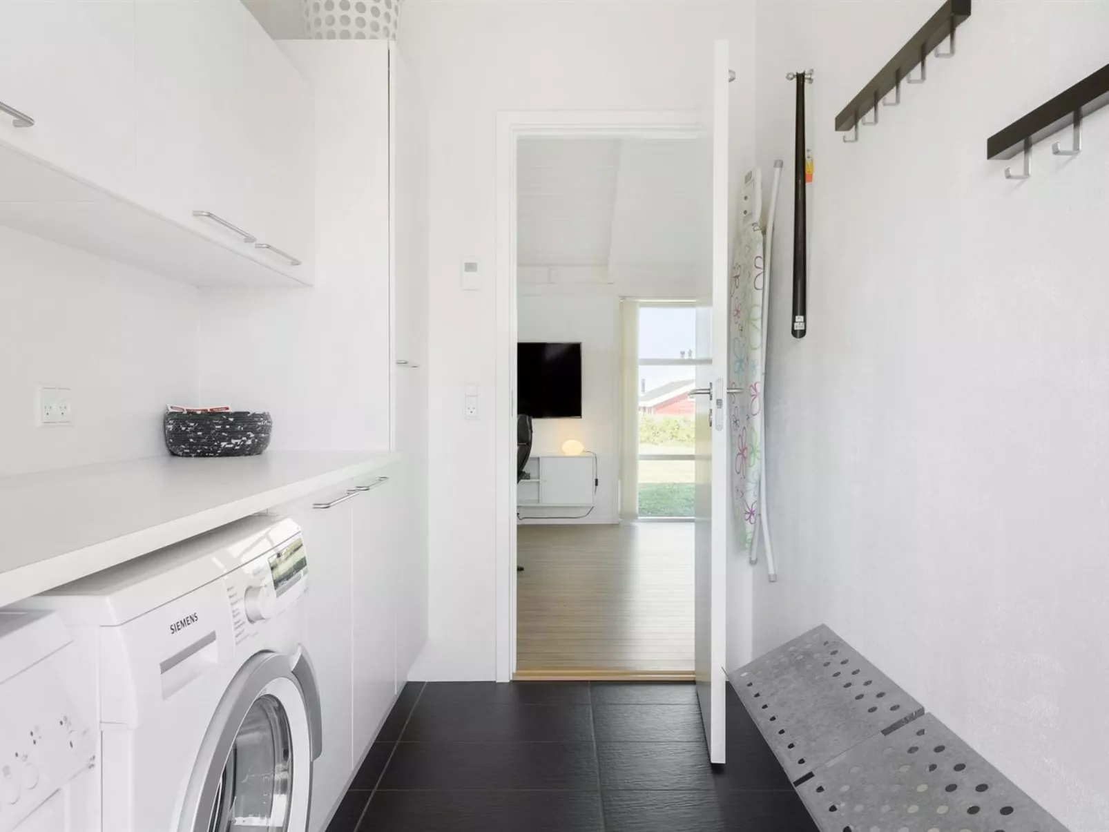 "Paul" - 100m from the sea-Binnen