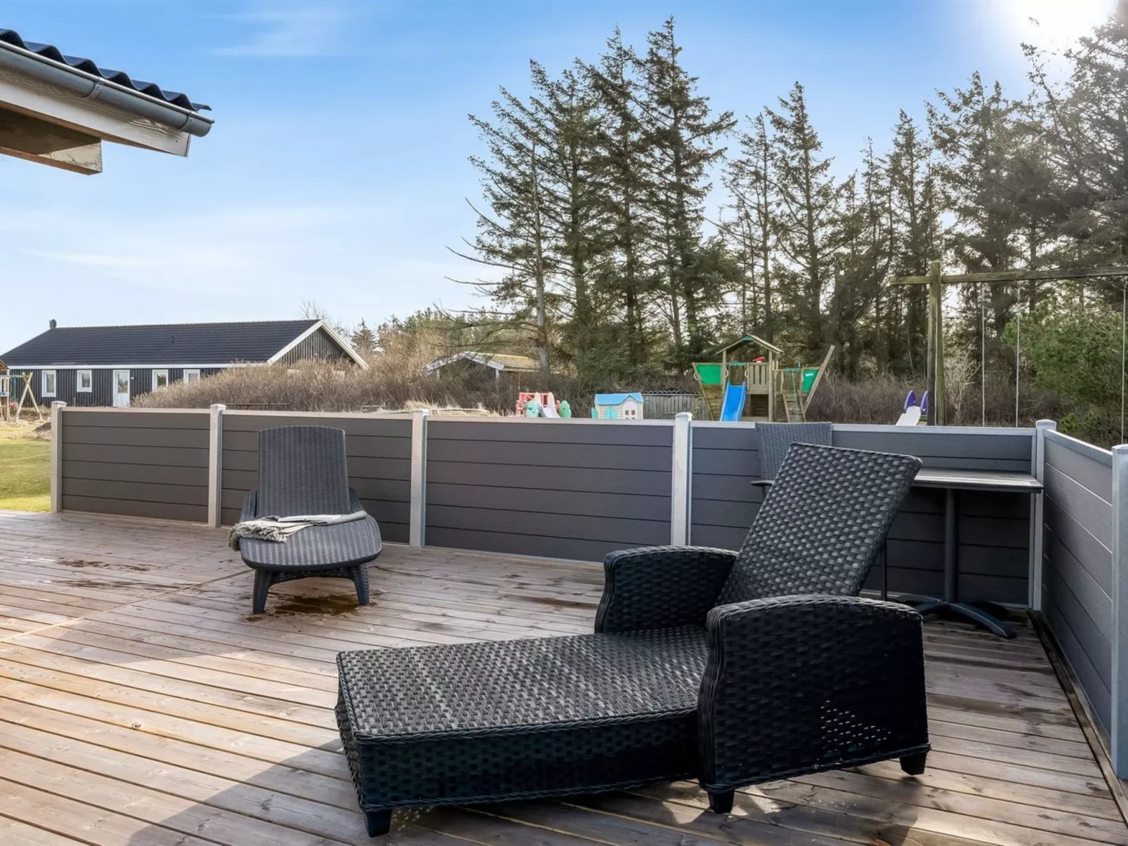 "Sissan" - 900m from the sea-Buiten