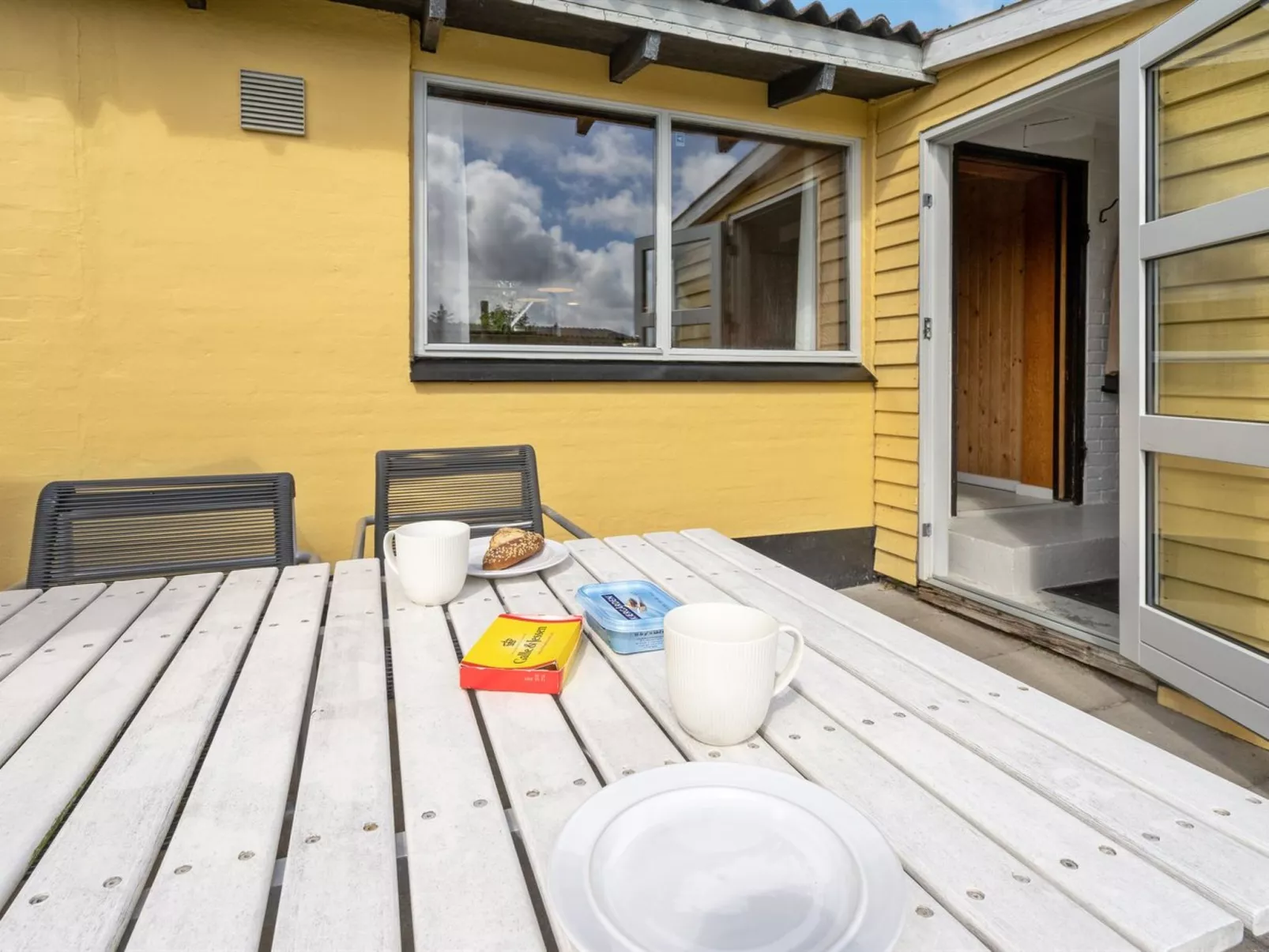 "Suki" - 650m from the sea-Buiten