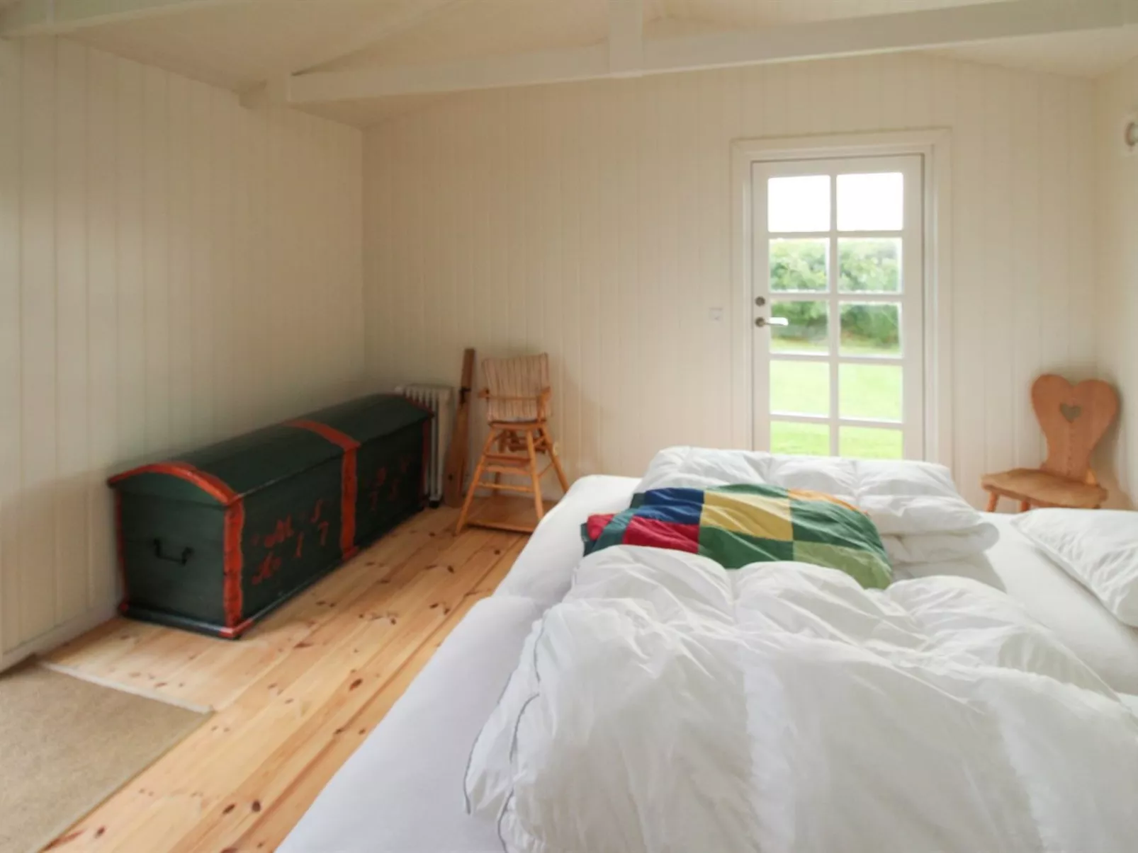 "Jenson" - 75m from the sea-Binnen