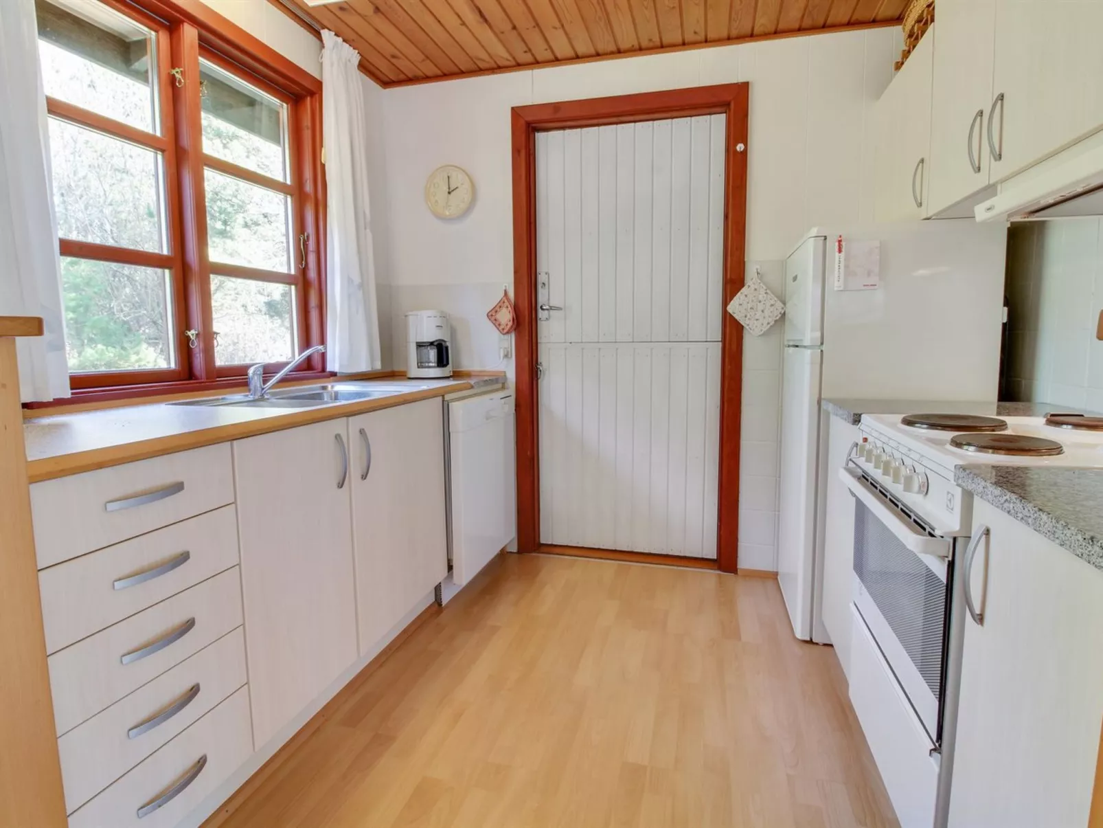 "Grette" - 1.5km from the sea-Binnen