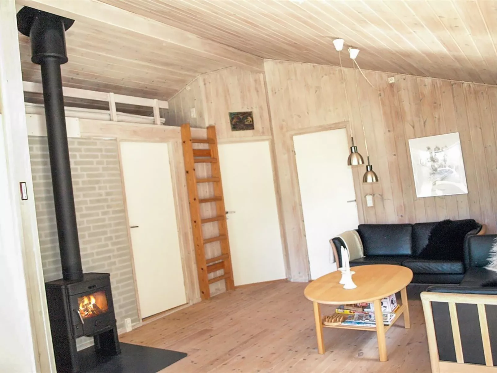 "Tia" - 900m from the sea-Binnen