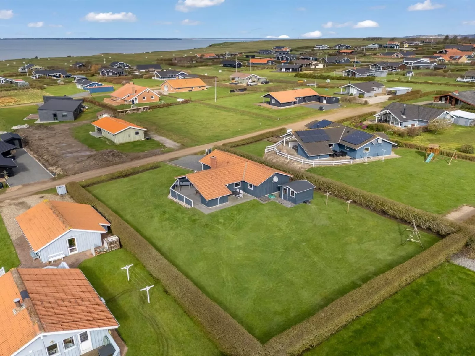 "Loviisa" - 300m to the fjord-Buiten