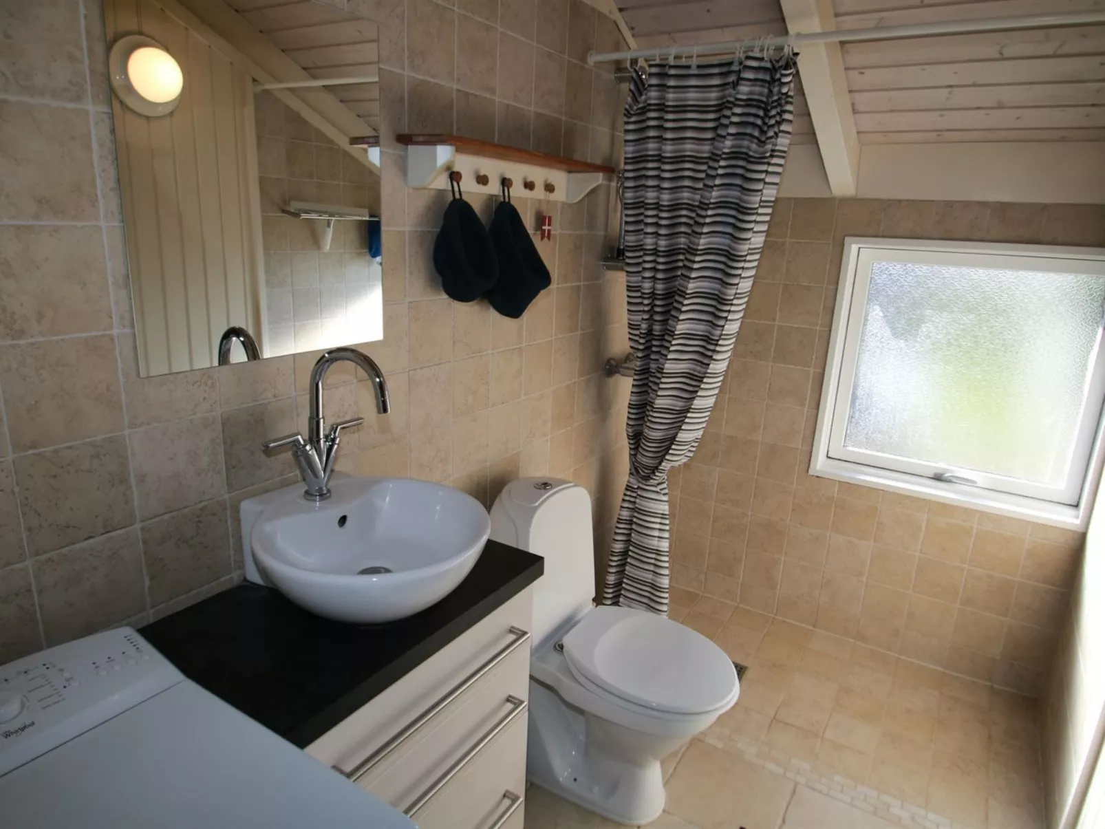 "Akari" - 400m from the sea-Binnen