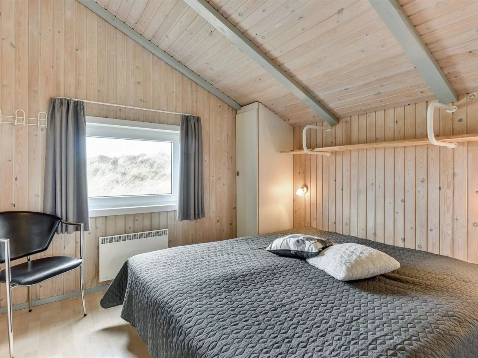 "Tennie" - 300m from the sea-Binnen