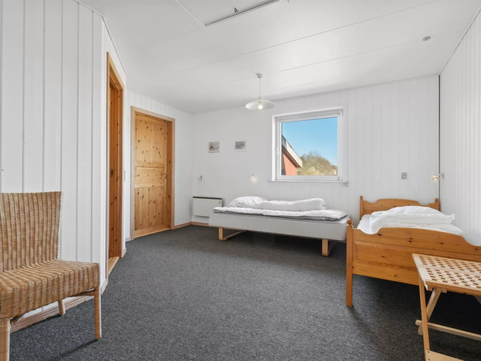 "Alvira" - 8km to the fjord-Binnen