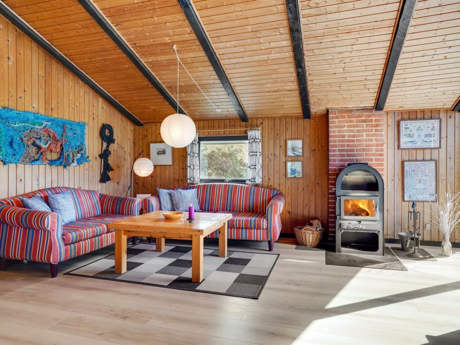 "Madita" - 310m from the sea-Binnen