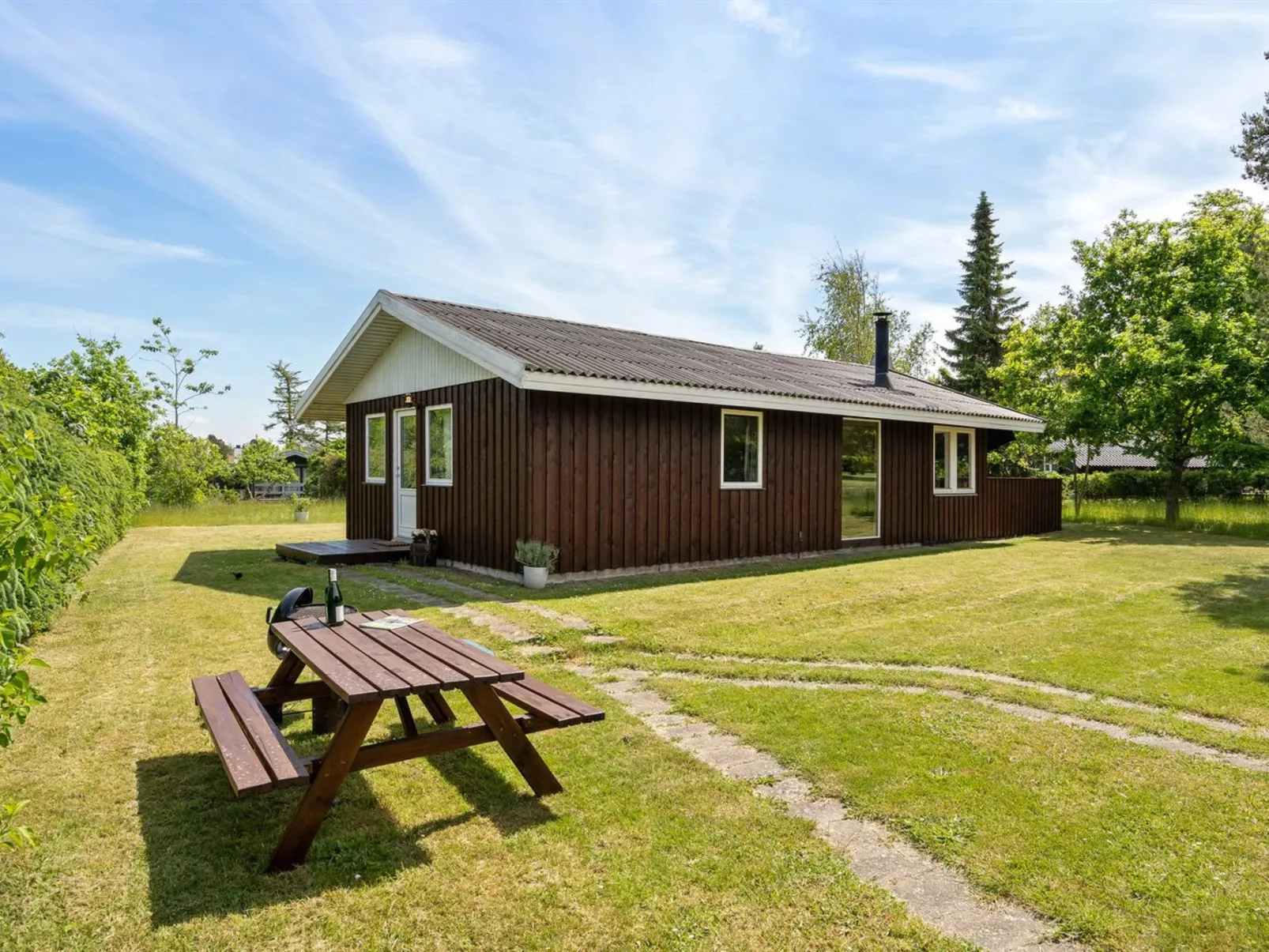 "Soraya" - 700m to the fjord-Buiten