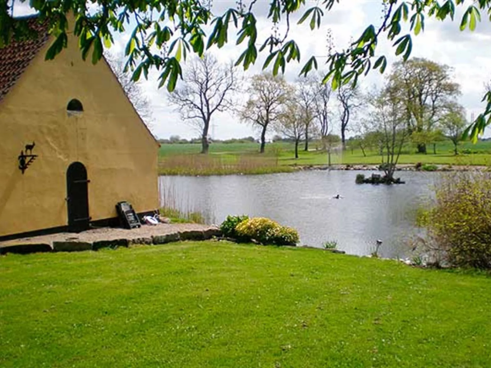 "Thia" - 4km to the fjord-Buiten