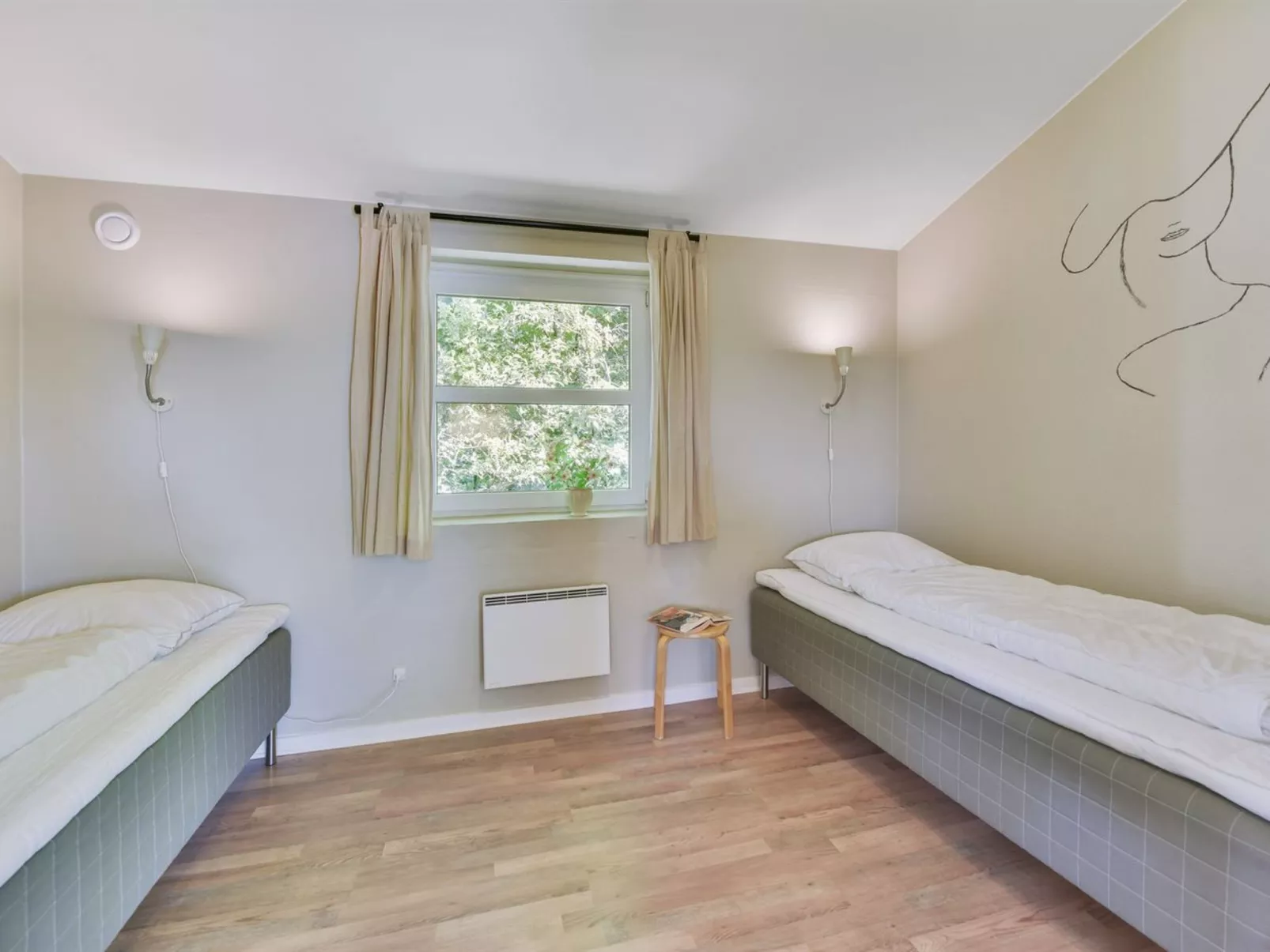 "Najdenka" - 25km from the sea-Binnen