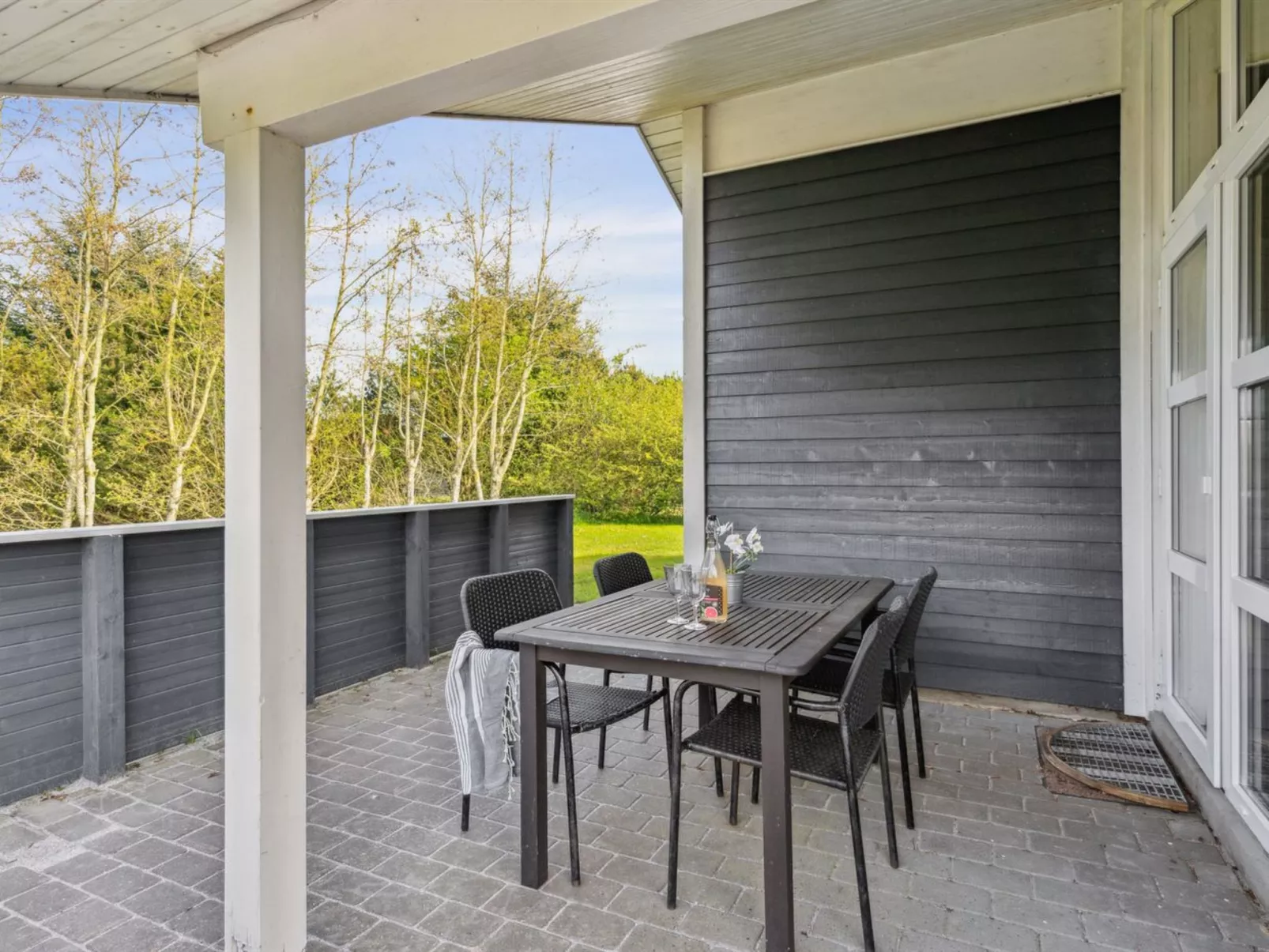 "Tinka" - 1.2km to the fjord-Buiten