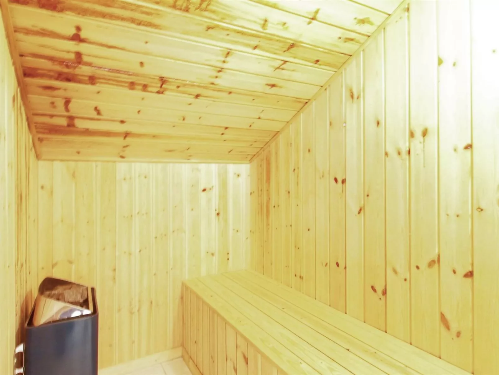 "Picabo" - 750m to the fjord-Binnen