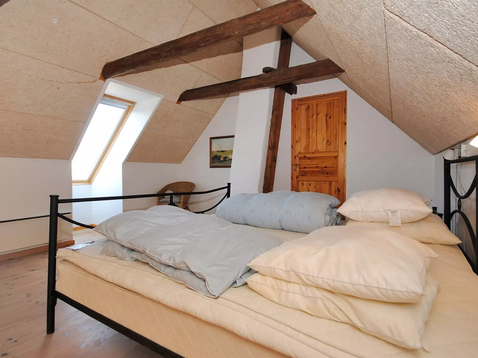 "Alois" - 1km to the fjord-Binnen