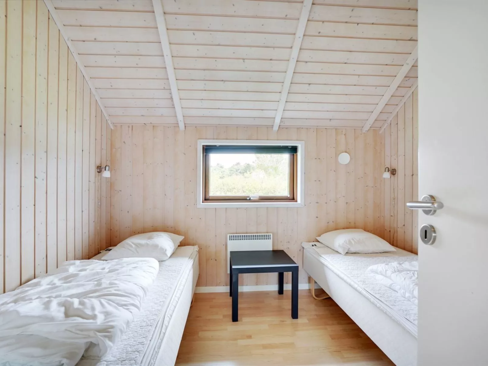 "Chermeine" - 1.2km to the fjord-Binnen