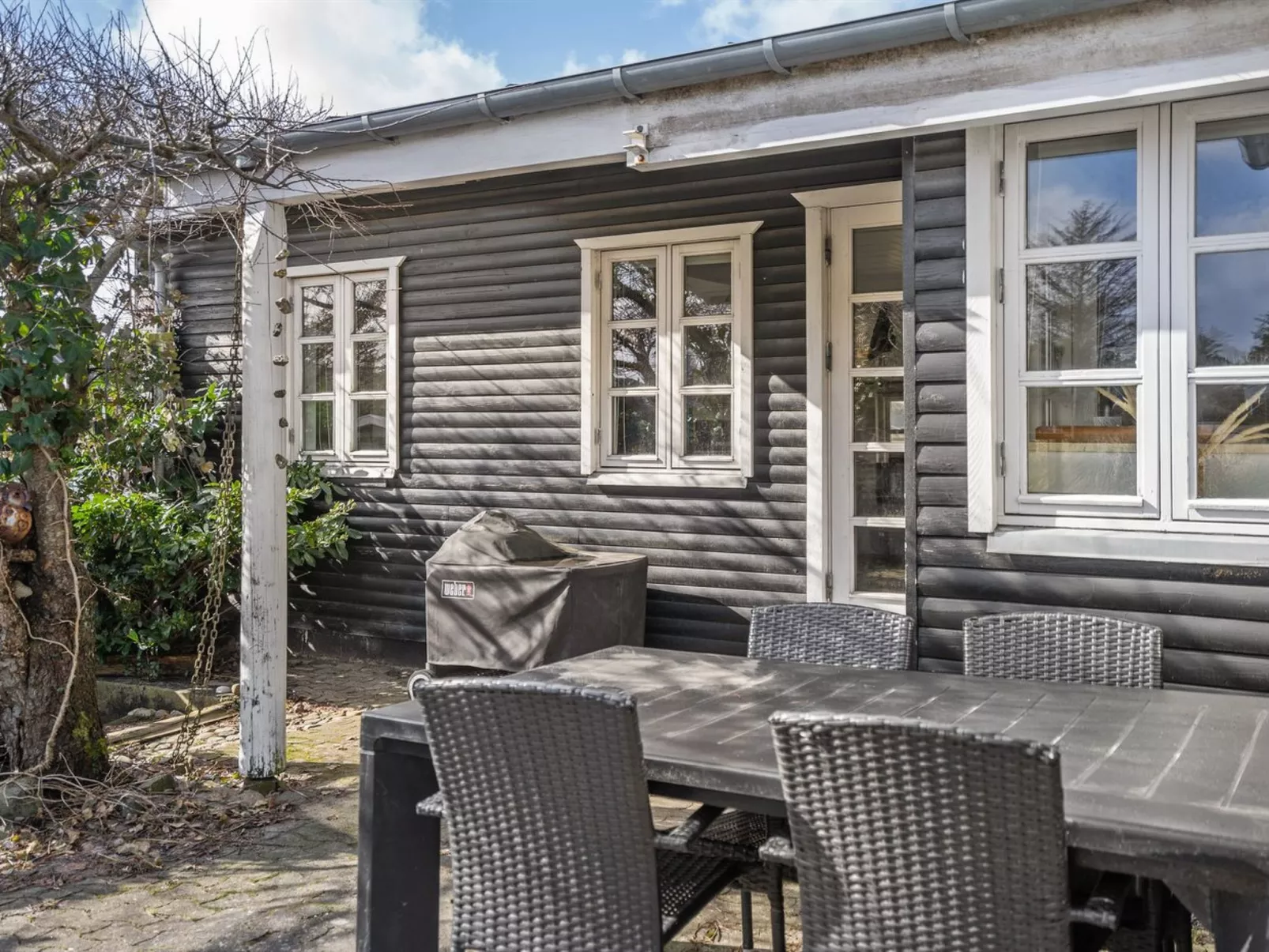 "Sharanya" - 500m from the sea-Buiten