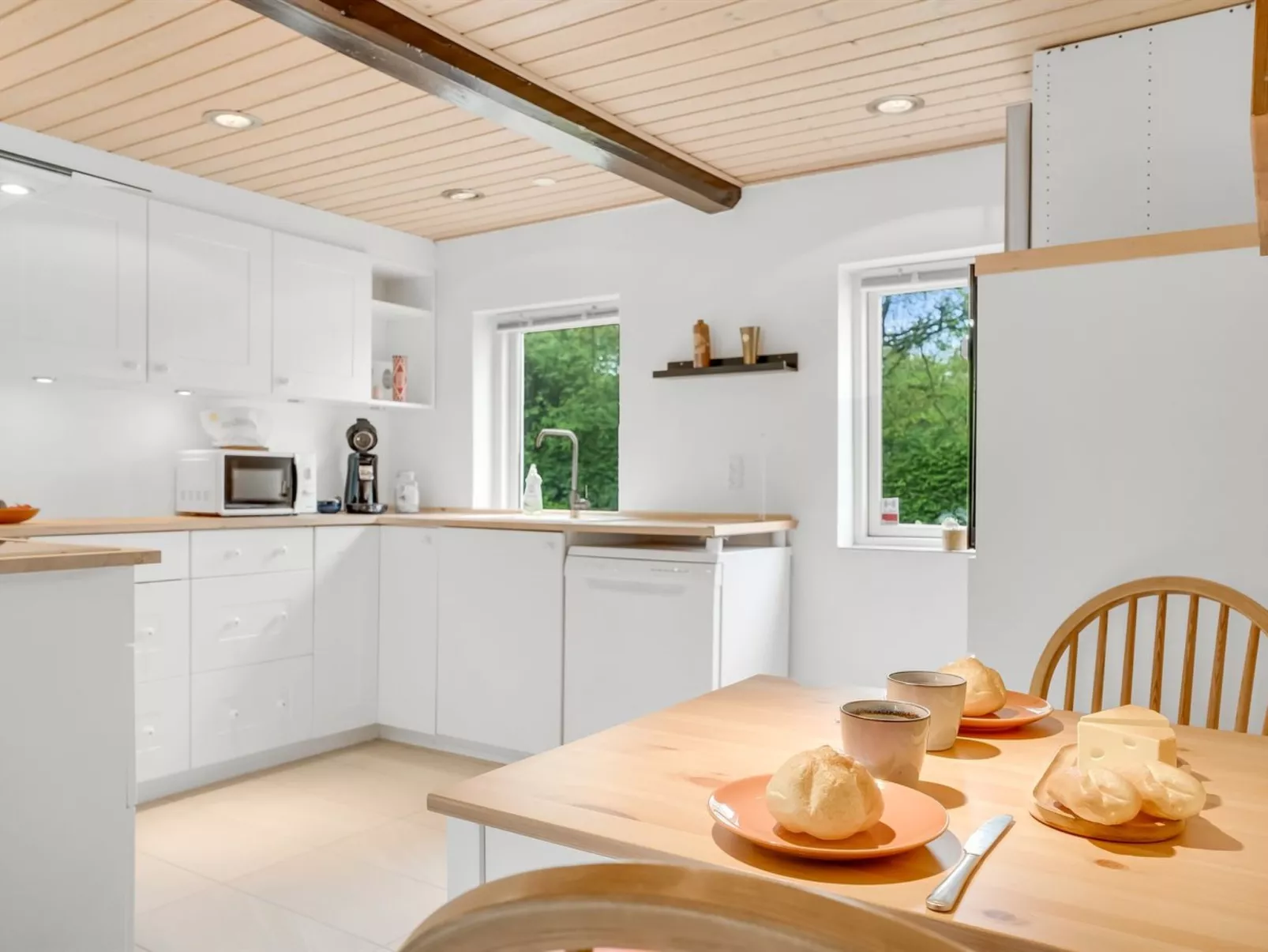 "Onida" - 5.5km from the sea-Binnen