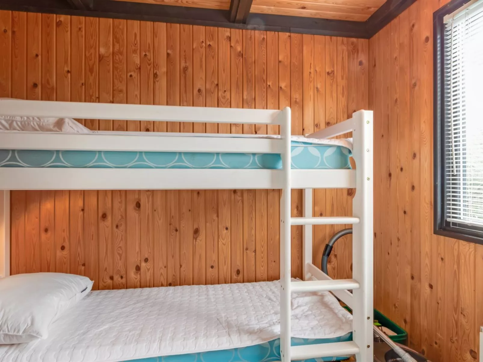 "Maini" - 600m from the sea-Binnen