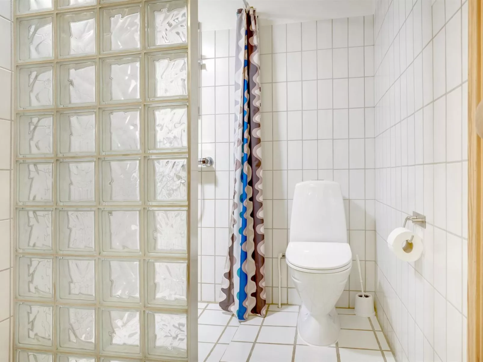 "Lenni" - 700m from the sea-Binnen