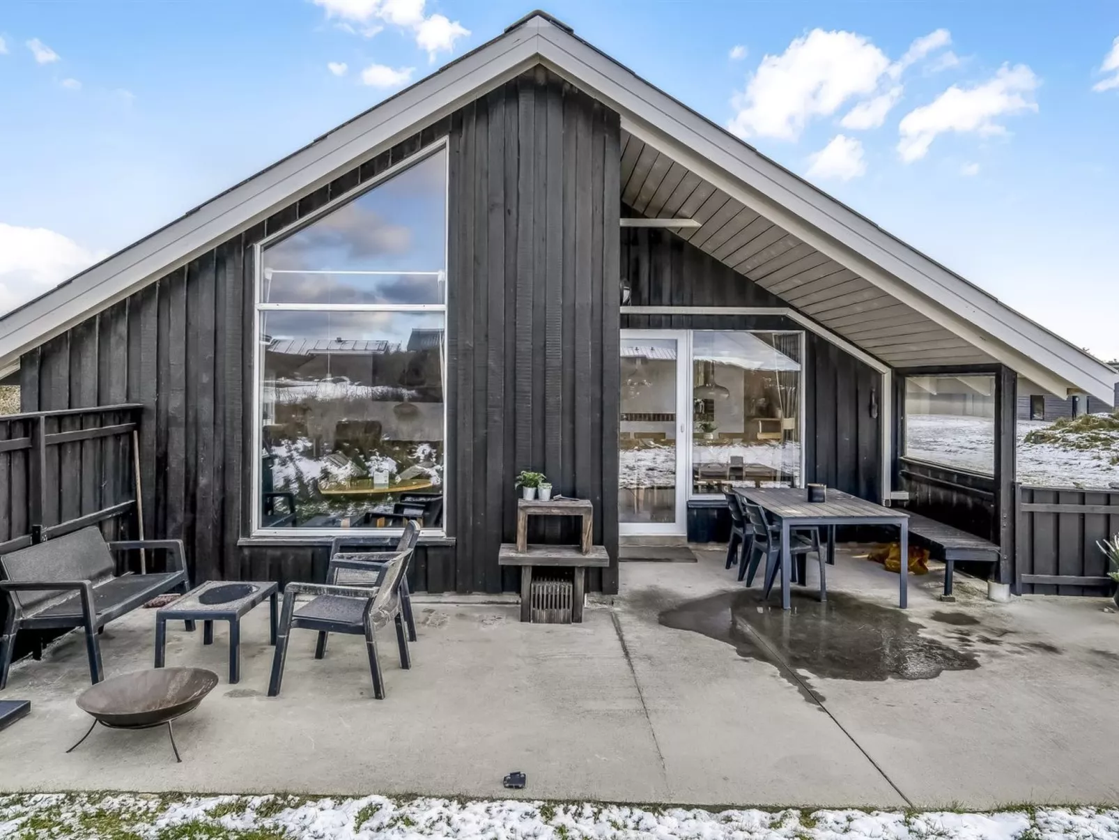 "Iida" - 100m from the sea-Buiten