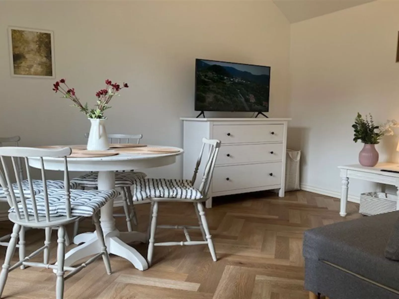 "Skrollan" - 100m from the sea-Binnen