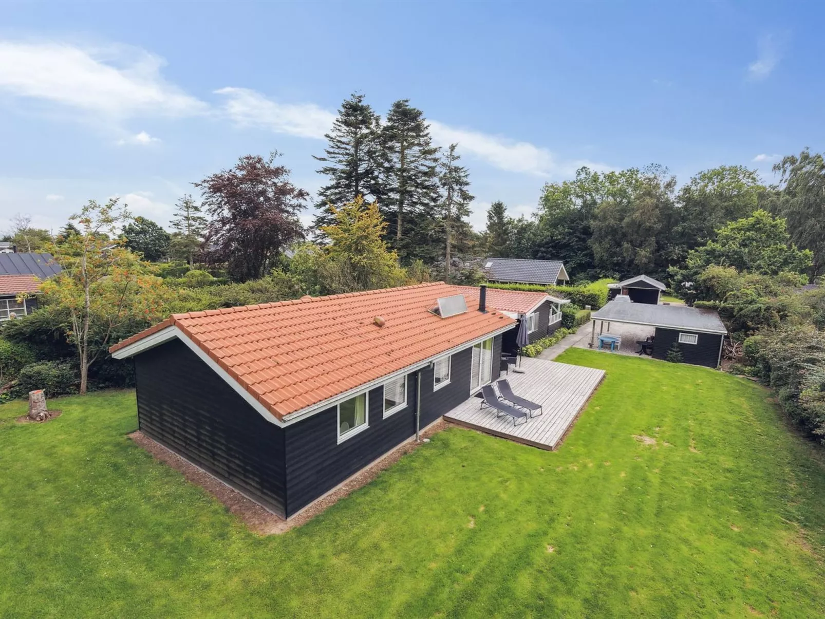 "Rikus" - 300m from the sea-Buiten