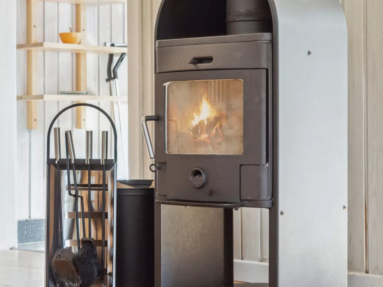 "Arwin" - 200m from the sea-Binnen