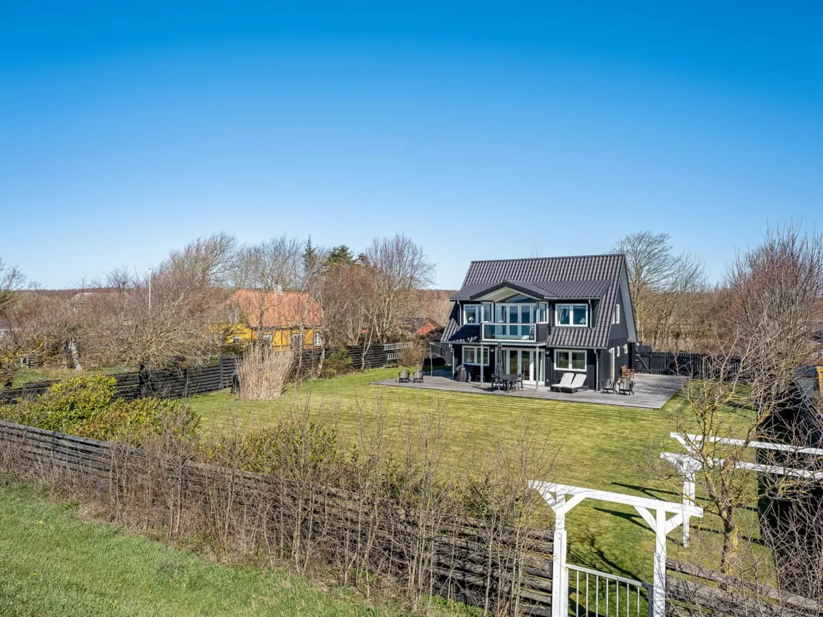 "Esme" - 30m from the sea-Buiten