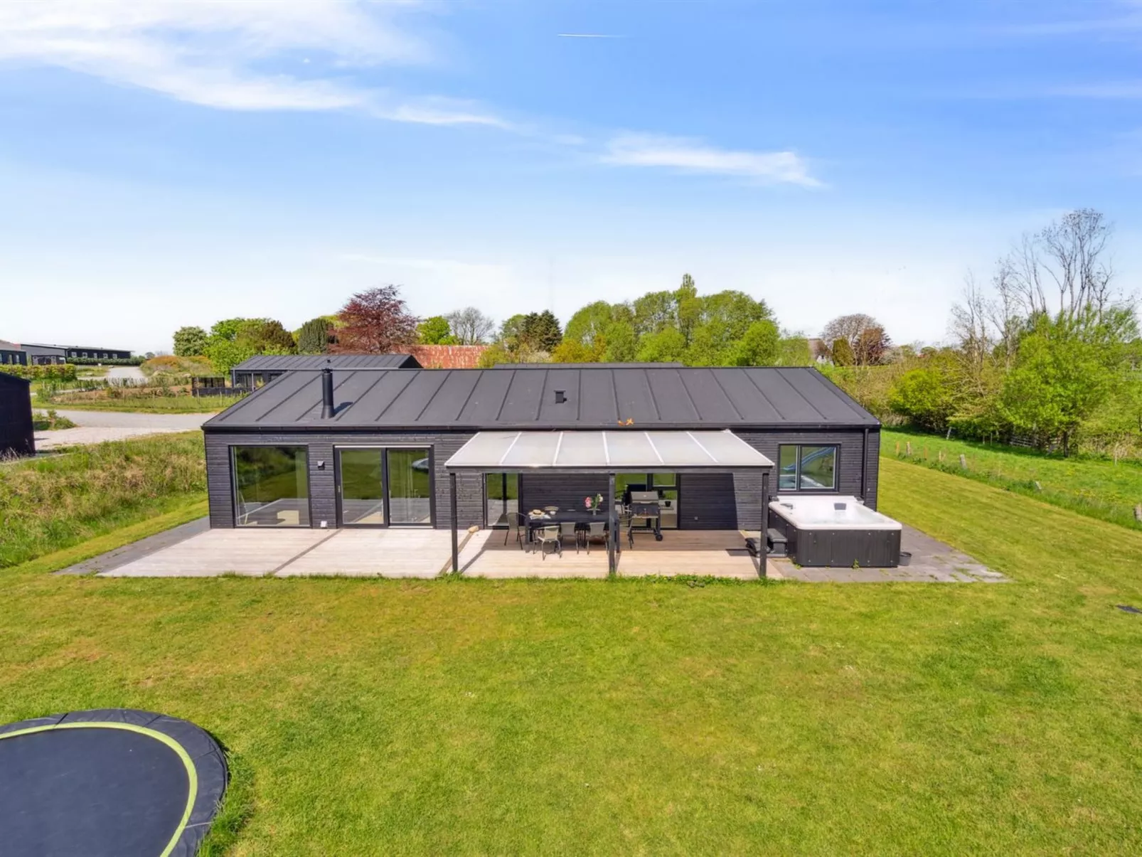 "Jul" - 300m from the sea-Buiten