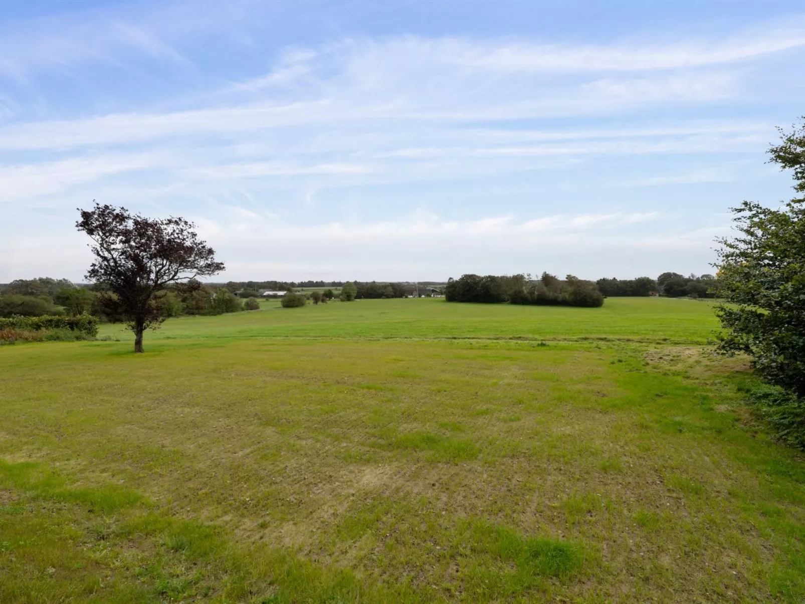 "Landuin" - 30km from the sea-Buiten